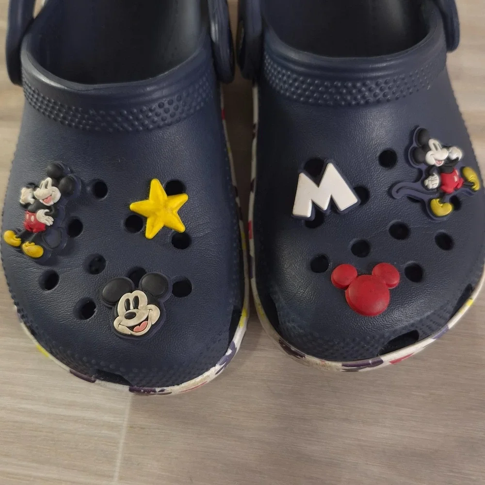 Crocs Disney Mickey Mouse Clog Kids Toddler Size 9 Classic Beach Walk Park